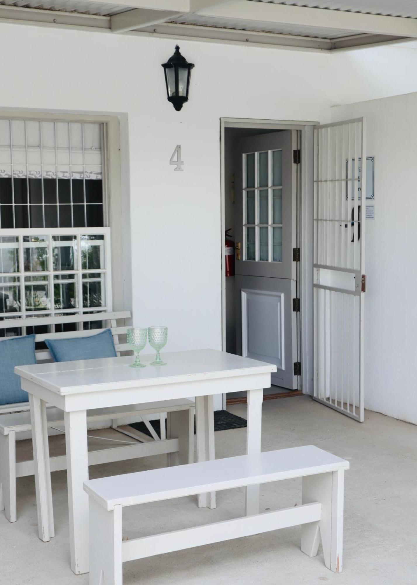 River Bend Guesthouses Graaff Reinet Exterior photo